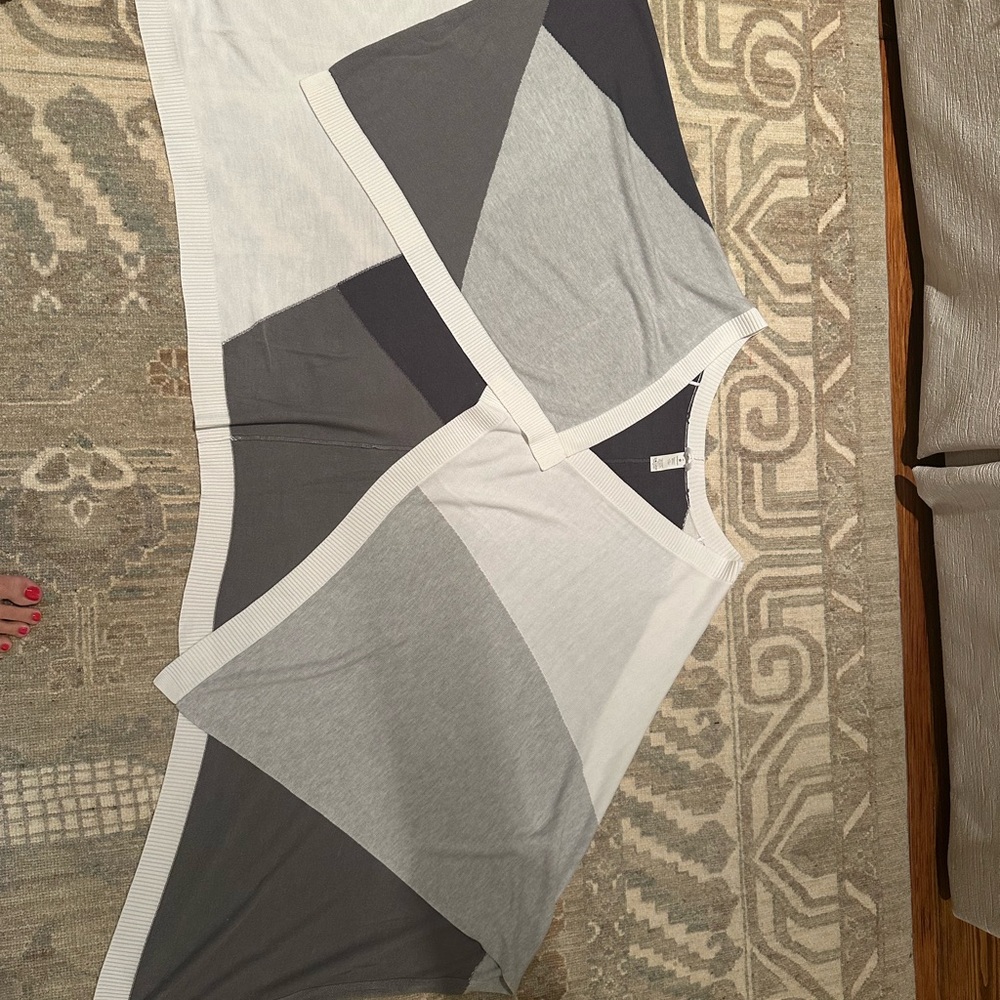 Lululemon Athletica Gray and White Top